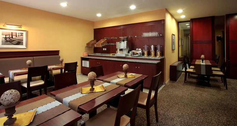 Residence Inn By Marriott Paris Didot Montparnasse Restaurant photo