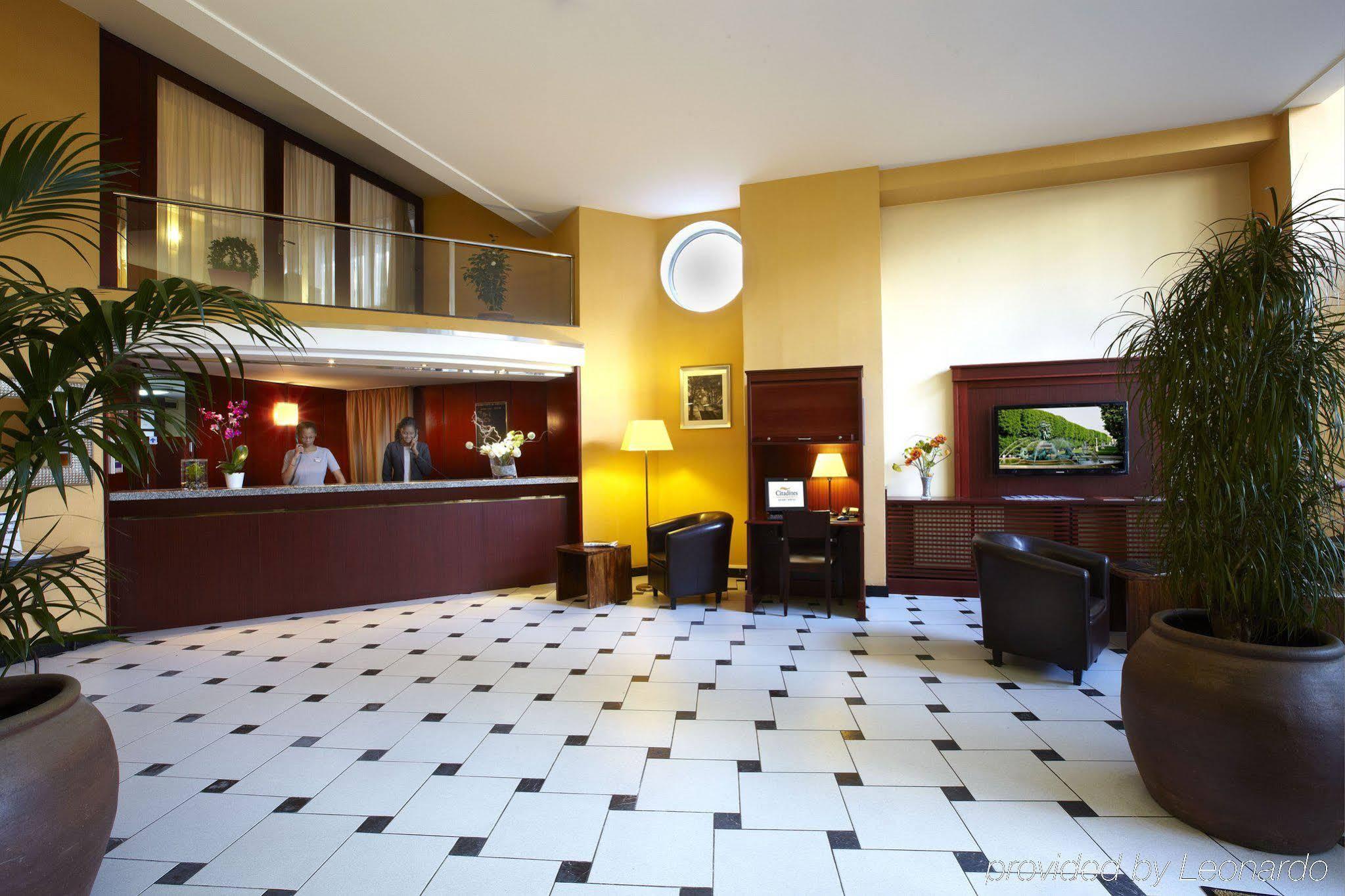Residence Inn By Marriott Paris Didot Montparnasse Exterior photo